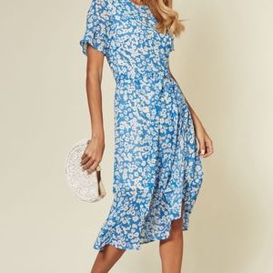 D. Anna London Light Blue Floral Midi Dress Size 10